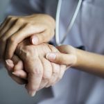 تشخیص زودهنگام پارکینسون، کلید کنترل علائم بیماری و بهبود کیفیت زندگی
