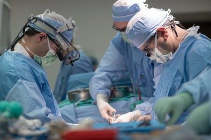 بیمارستان فیروزگر به ربات جراح مجهز می‌شود